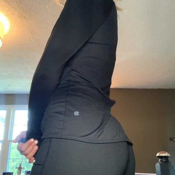 Champion workout set. - Picture 2 of 6